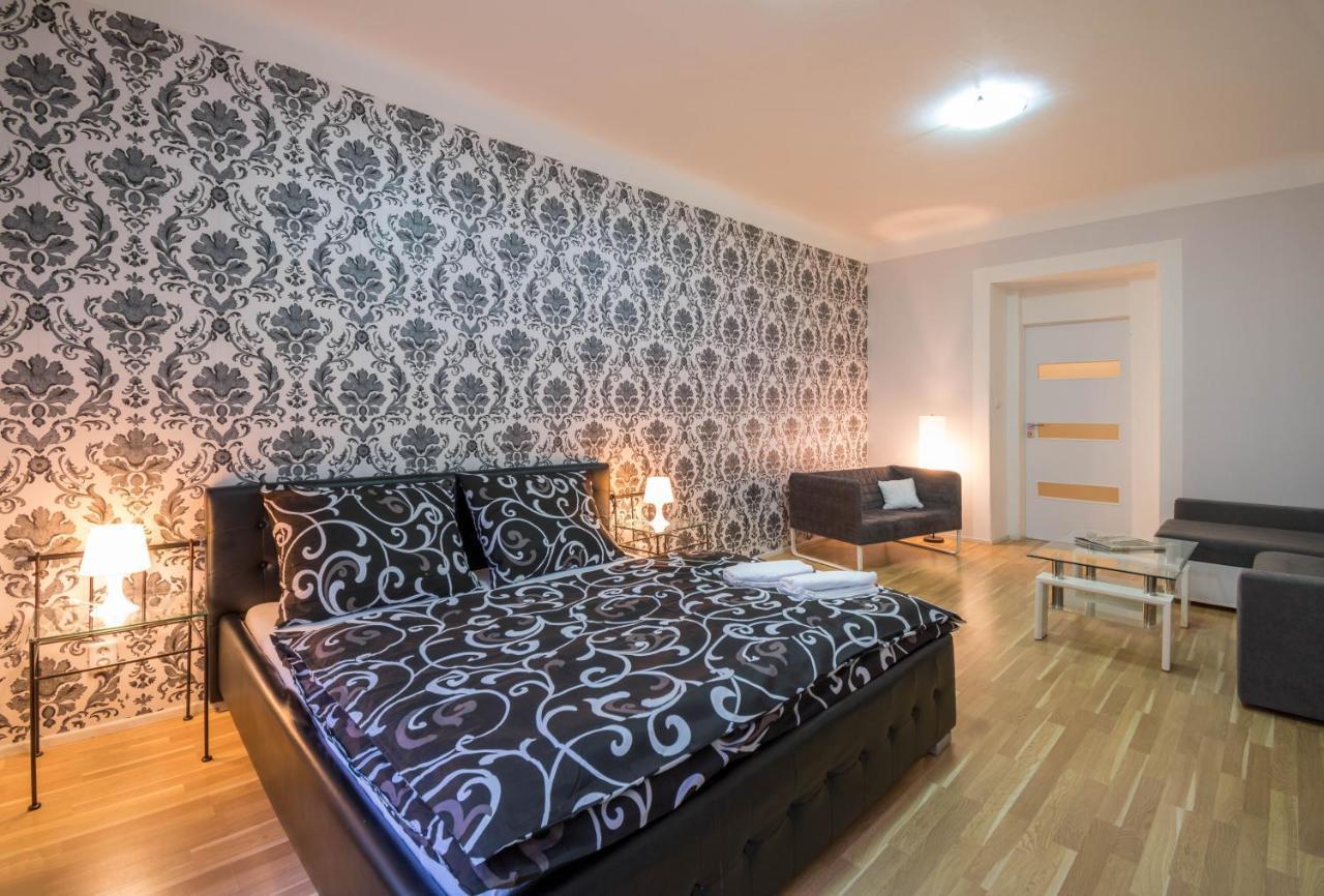 Chest Design Apartments Praga Esterno foto