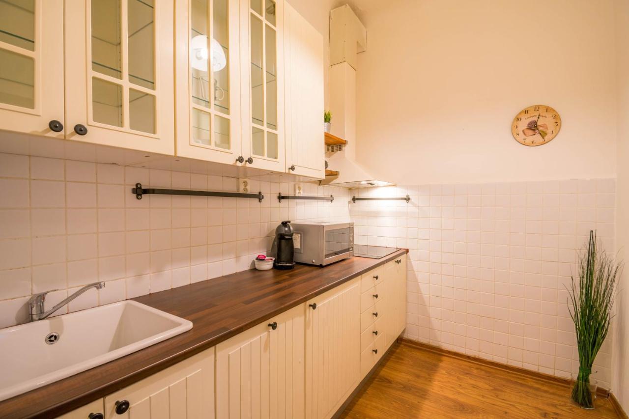 Chest Design Apartments Praga Esterno foto