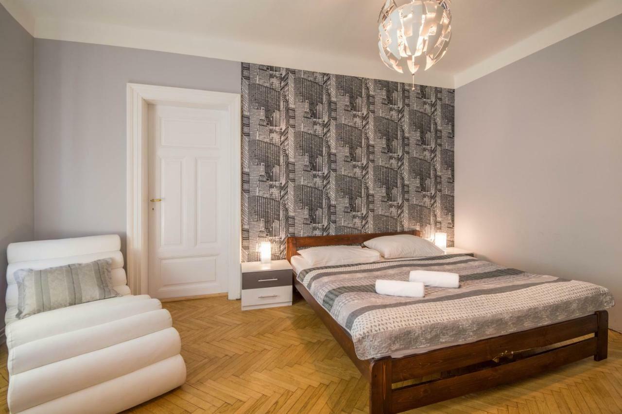 Chest Design Apartments Praga Esterno foto